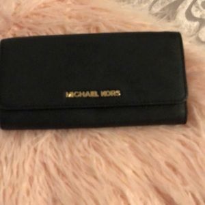 💕SOLD 💕MK Black Wallet